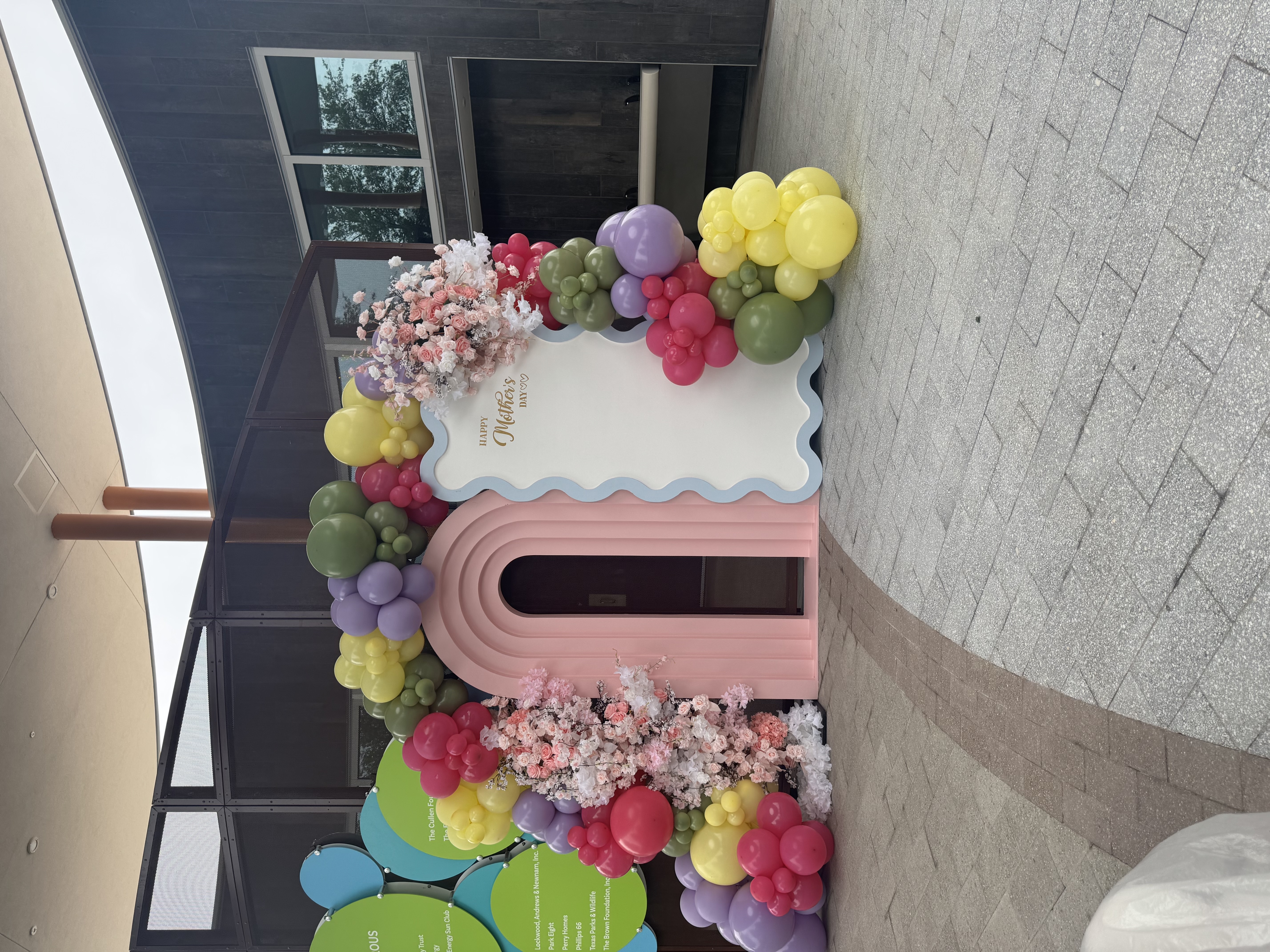 Balloon decor